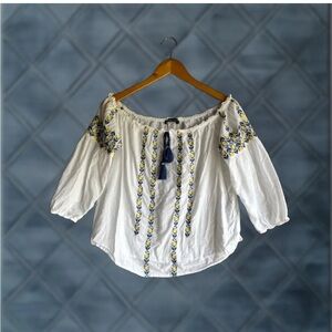 Abercrombie & Fitch White Blouse with Blue and Yellow Embroidery